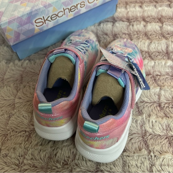SKECHERS Girl  Tye Dye Sneakers size 2 - Picture 6 of 6